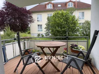 Stilvolle 4-Zimmer-Erdgeschosswohnung mit großem Balkon und Tiefgaragenstellplatz – verkauft in Freital