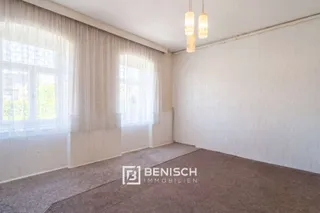 Sanierungsobjekt sucht Visionäre - mit viel Platz für eigene Ideen – Zimmer OG (1)
