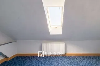 Sanierungsobjekt sucht Visionäre - mit viel Platz für eigene Ideen – Zimmer DG
