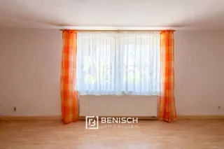 Sanierungsobjekt sucht Visionäre - mit viel Platz für eigene Ideen – Zimmer OG (4)
