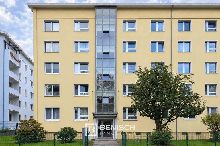 Vermietete 2-Zimmer-Wohnung mit Duschbad und geräumigem Keller – Außenansicht