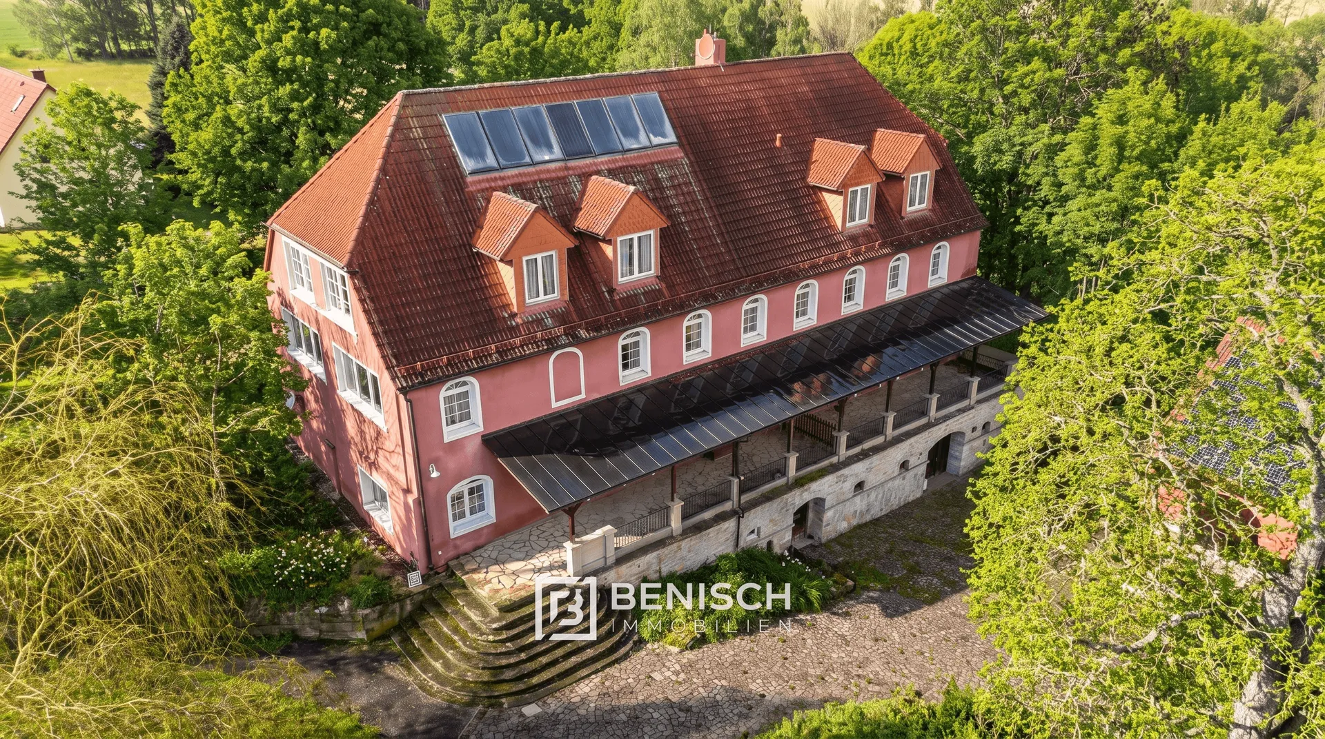Charme, Geschichte und gepflegte Substanz - ein Rittergut für Liebhaber besonderer Orte – Haus in Kleinopitz · Wilsdruff
