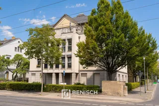 Penthouse-Wohnung mit Dachterrasse und Tiefgaragen-Stellplatz in der Neustadt – Blick von der Seite