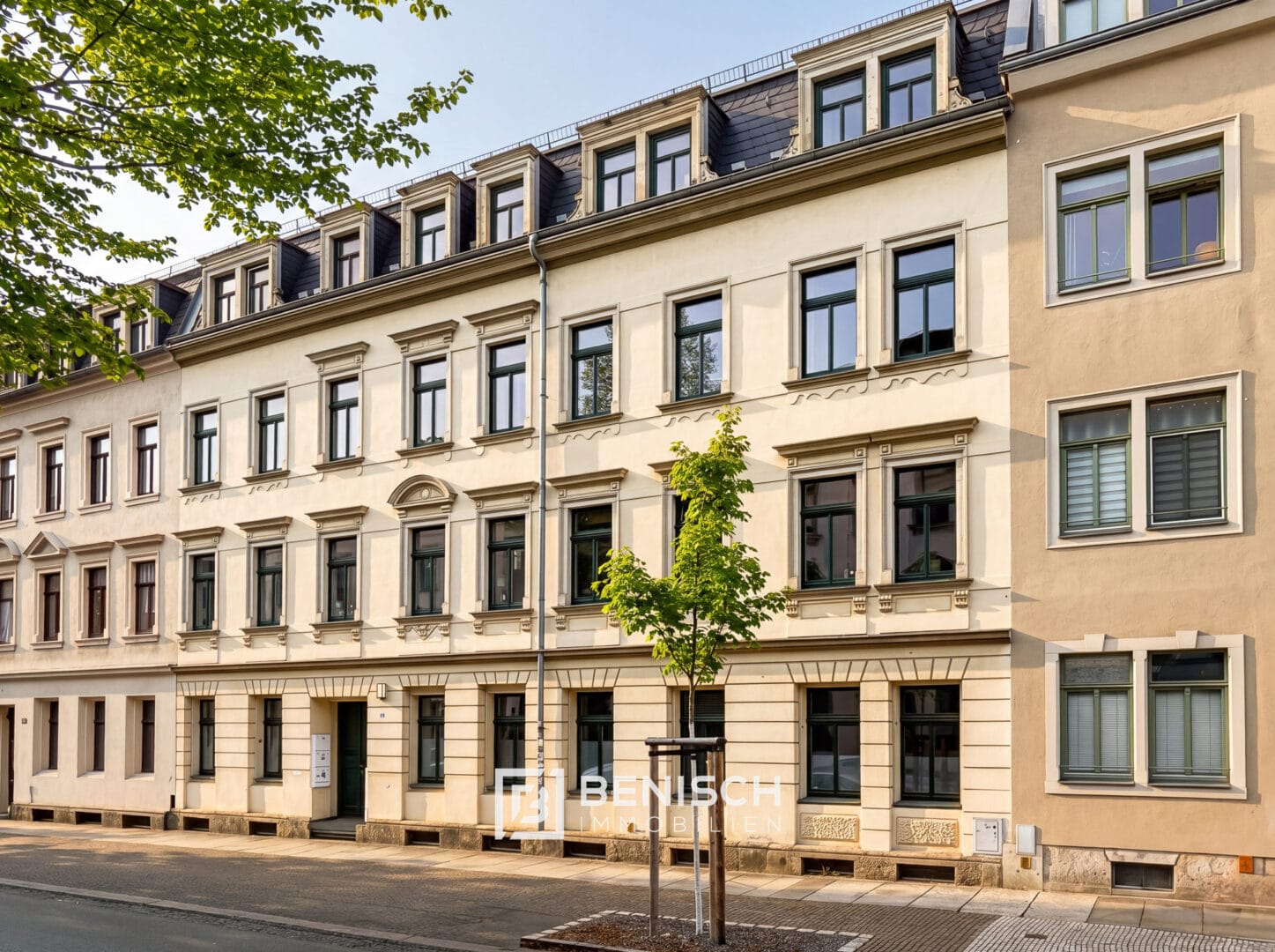 Straßenansicht